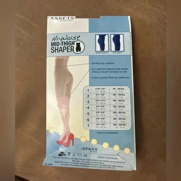 SPANX Assets Red Hot Label Medium Contrast High Waist Nude Size 4 - Picture 3 of 3